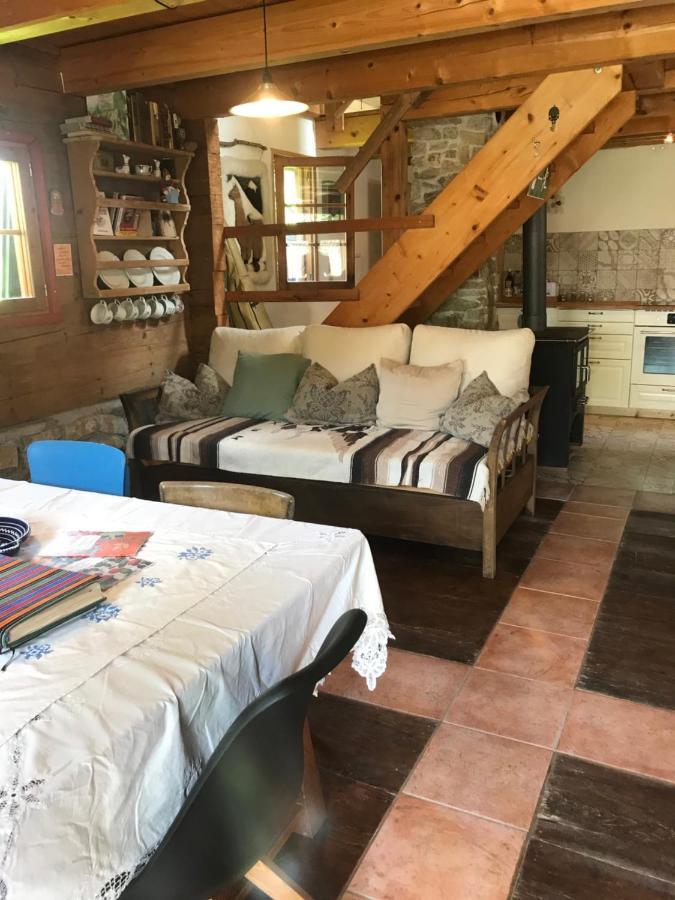 Getreidekasten Auf Einer Lamafarm Oberndorf an der Melk エクステリア 写真