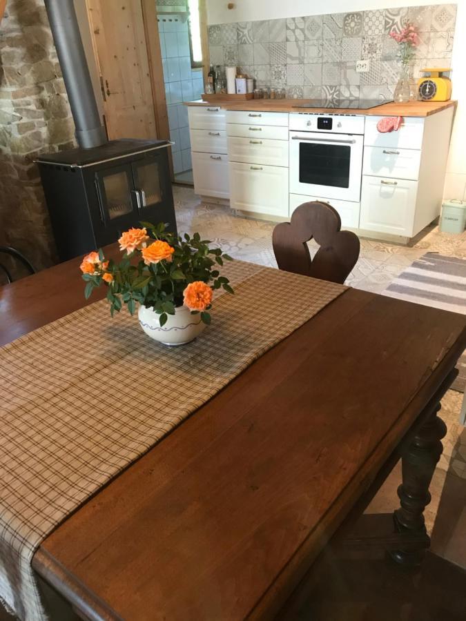 Getreidekasten Auf Einer Lamafarm Oberndorf an der Melk エクステリア 写真