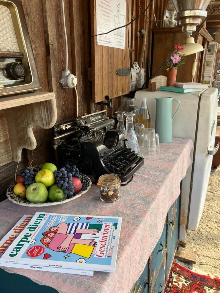 Getreidekasten Auf Einer Lamafarm Oberndorf an der Melk エクステリア 写真